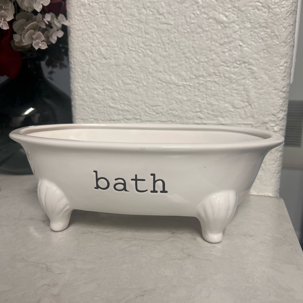 Towel holder